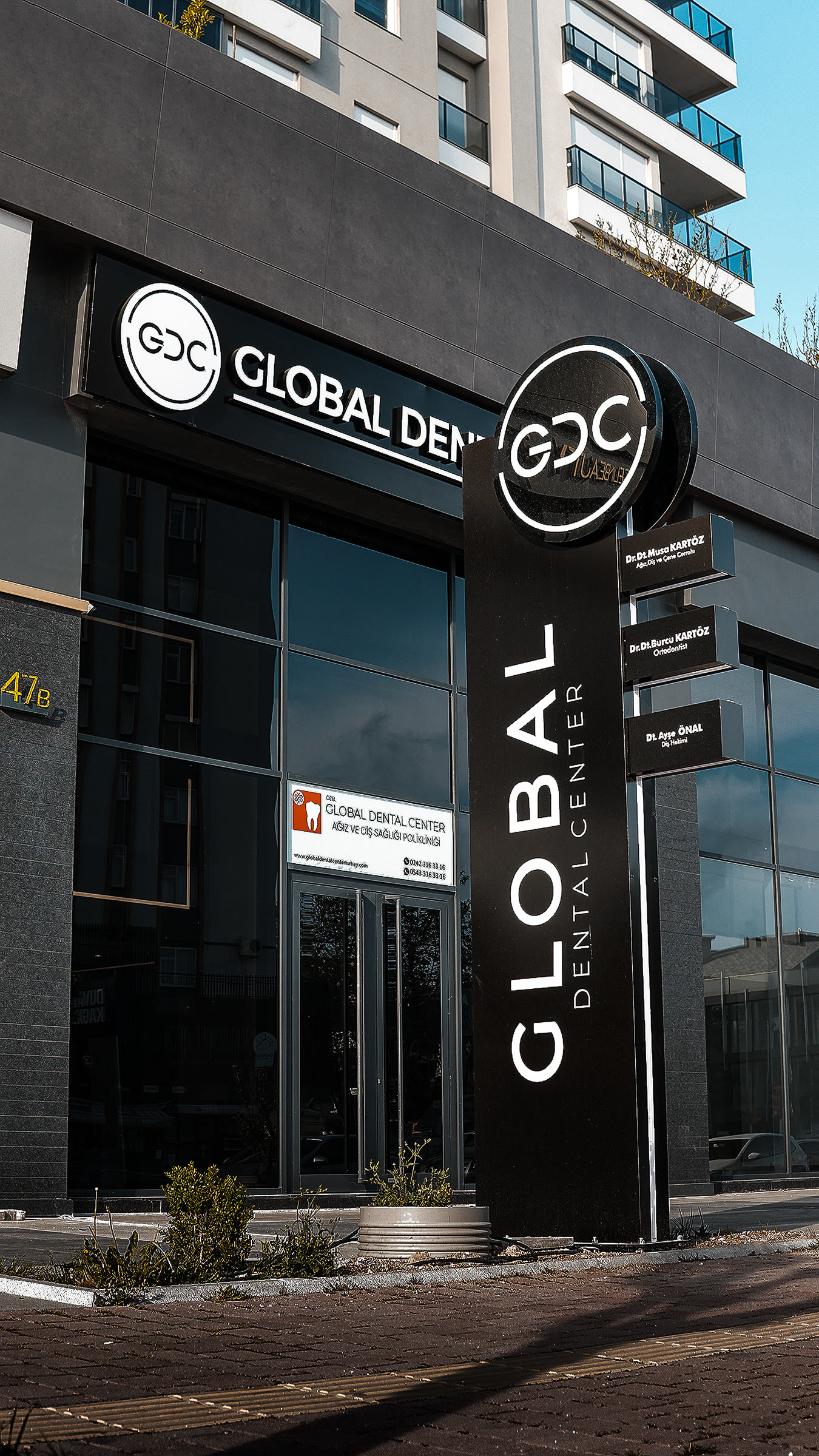 Global Dental Center Turkey clinic building vertical view